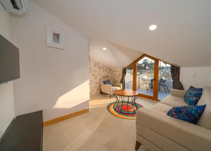 Melisa Boutique & * Kas